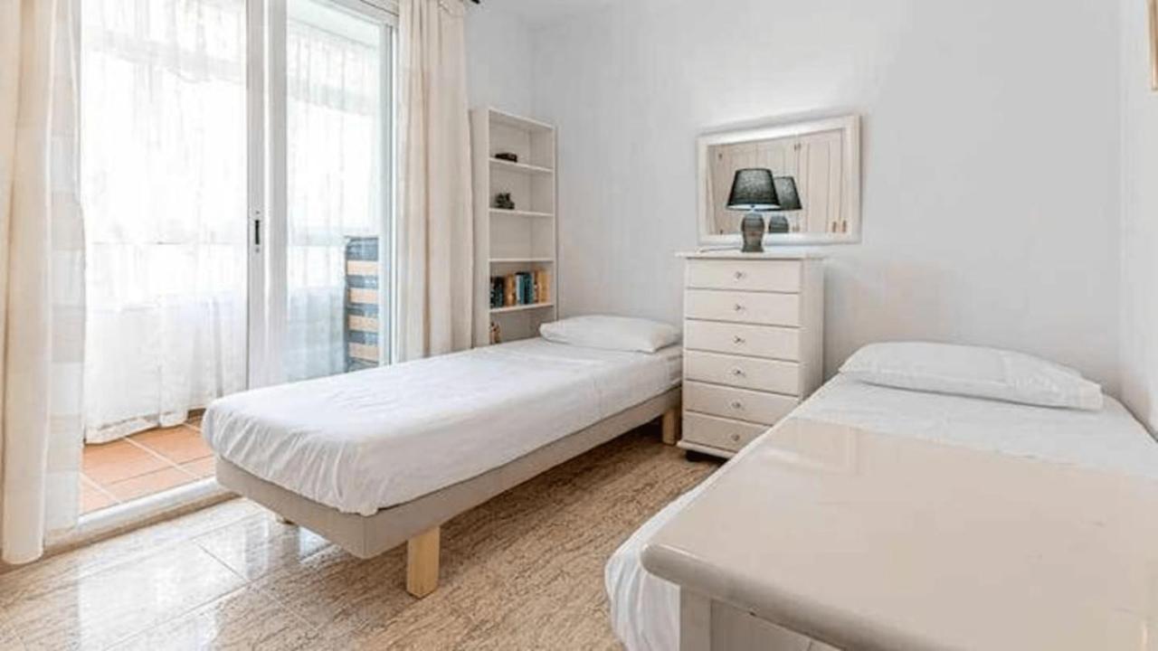 797 Holiday Rentals - Piso Para 4 Con Amplia Terraza Al Jardin Y Al Mar Benalmádena Extérieur photo